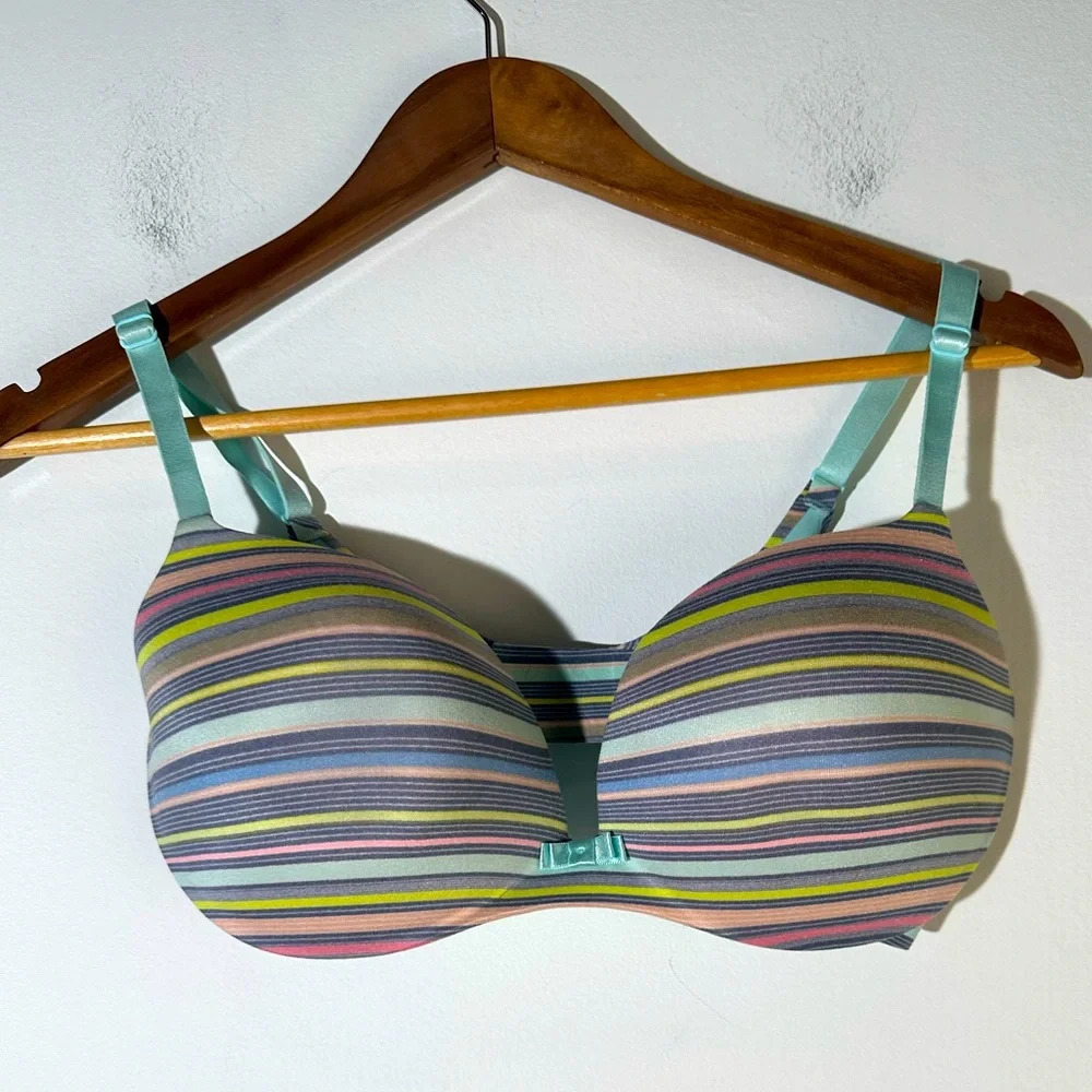 Victoria’s Secret Lined Demi Tee Shirt Bra